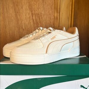 Puma Off-White and Tan/Gold Men’s US Size 12 Sneakers New in Box, Never Worn